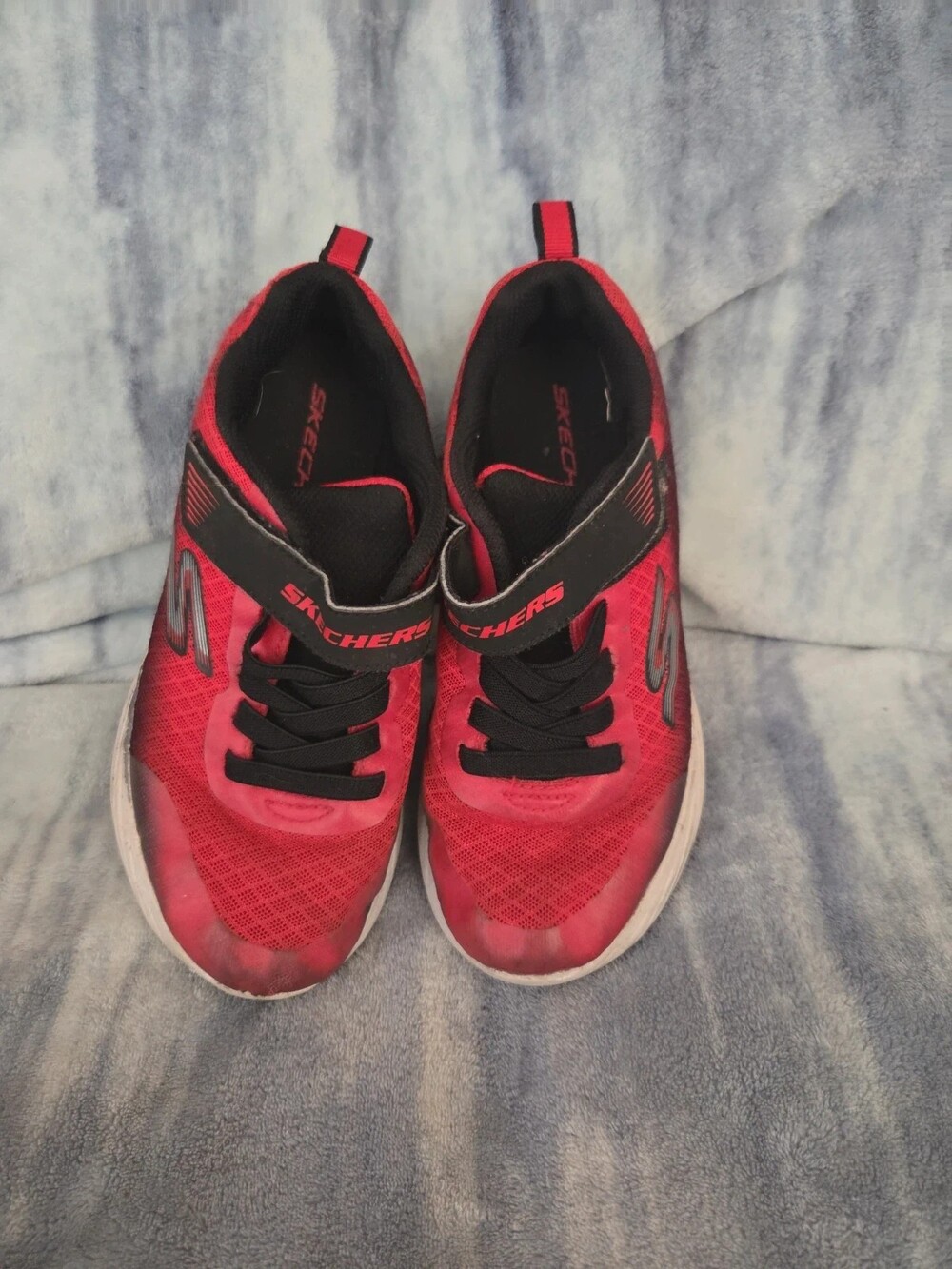 Sketchers sneakers for boys
